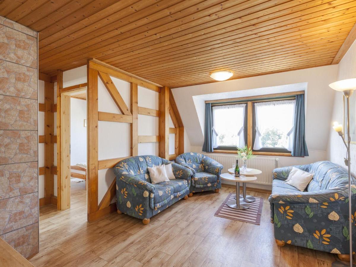 Cozy Apartment In Hallenberg With Terrace Bagian luar foto