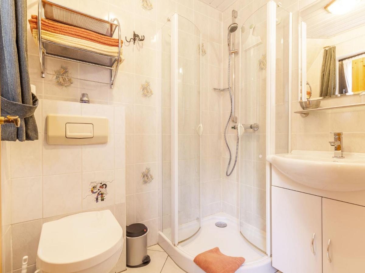 Cozy Apartment In Hallenberg With Terrace Bagian luar foto